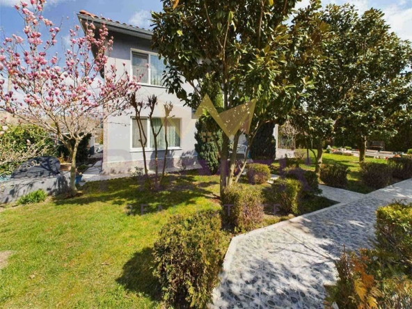 Къща в с. Осеново, Област Варна - 234 кв.м за 1347 €/кв.м - Снимка #1