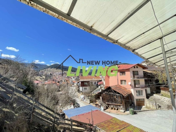 Къща в Чепеларе - 144 кв.м за 355 €/кв.м - Снимка #1