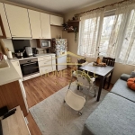 Тристаен апартамент в Варна, Колхозен пазар - 74 кв.м за 1972 €/кв.м - Снимка #1