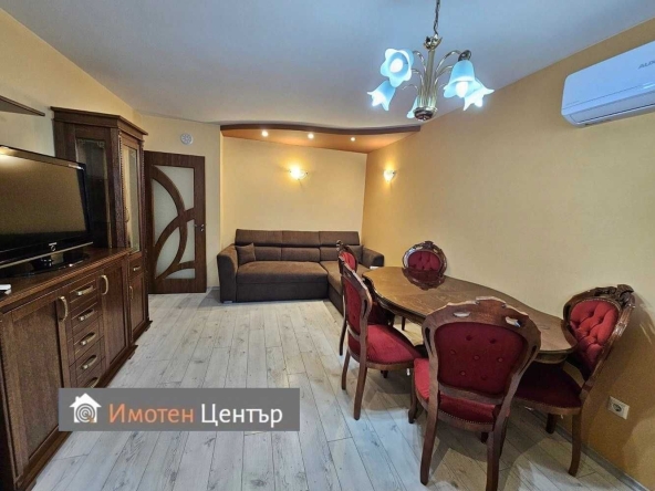 Дава се под наем Двустаен апартамент в София, Студентски град - 65 кв.м за 600 € - Снимка #1