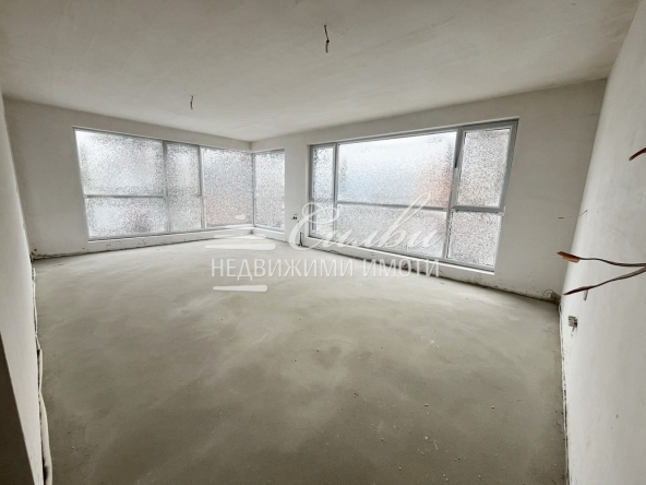 Тристаен апартамент в Шумен, Боян Българанов 1 - 86 кв.м за 1200 €/кв.м - Снимка #1