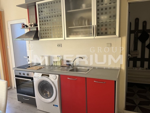 Дава се под наем Четиристаен апартамент в Варна, Гръцка махала - 120 кв.м за 765 € - Снимка #1