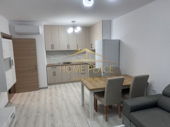 Дава се под наем Двустаен апартамент в Варна, Победа - 65 кв.м за 510 € - Снимка #1