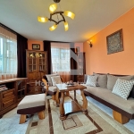 Дава се под наем Тристаен апартамент в Варна, Център - 100 кв.м за 600 € - Снимка #1