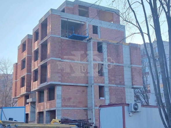 Двустаен апартамент в Добрич, Добротица - Албенска - 62 кв.м за 1023 €/кв.м - Снимка #1