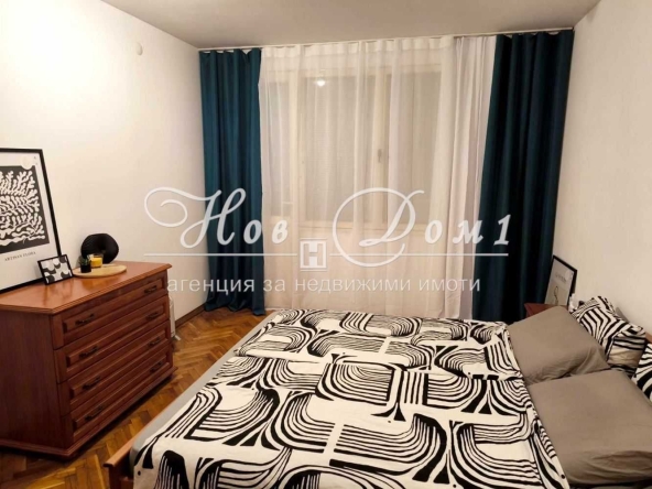 Тристаен апартамент в Варна, Център - 100 кв.м за 2150 €/кв.м - Снимка #1