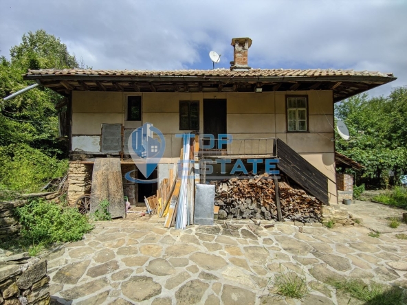 Къща в Трявна - 140 кв.м за 333 €/кв.м - Снимка #1