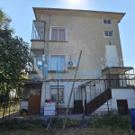 Къща в Свищов - 234 кв.м за 424 €/кв.м - Снимка #1