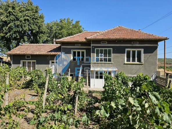 Къща в с. Българско Сливово, Област Велико Търново - 110 кв.м за 117 €/кв.м - Снимка #1