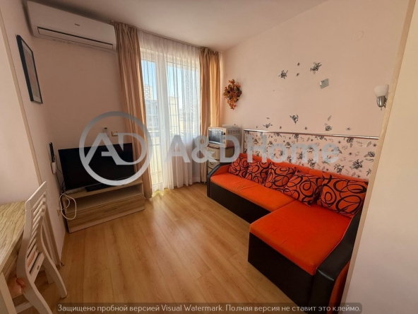 Двустаен апартамент в к.к. Слънчев бряг - 75 кв.м за 1047 €/кв.м - Снимка #1