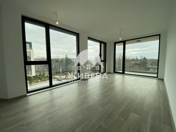 Двустаен апартамент в к.к. Св.Св. Константин и Елена - 72 кв.м за 4016 €/кв.м - Снимка #1