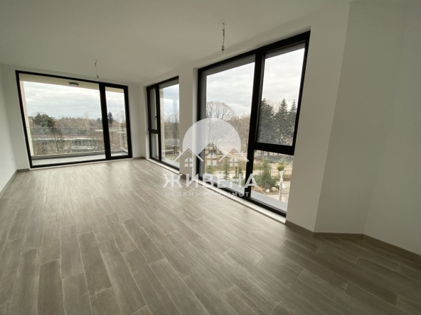 Двустаен апартамент в к.к. Св.Св. Константин и Елена - 72 кв.м за 4002 €/кв.м - Снимка #1