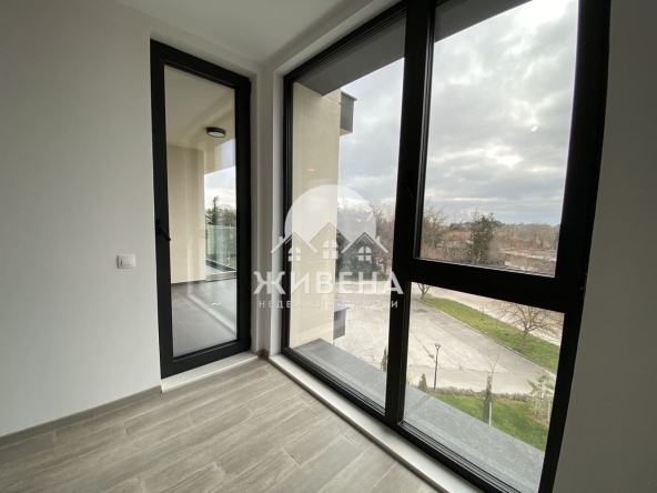 Двустаен апартамент в к.к. Св.Св. Константин и Елена - 68 кв.м за 3979 €/кв.м - Снимка #1