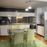 Дава се под наем Двустаен апартамент в Варна, Базар Левски - 80 кв.м за 586.5 € - Снимка #1