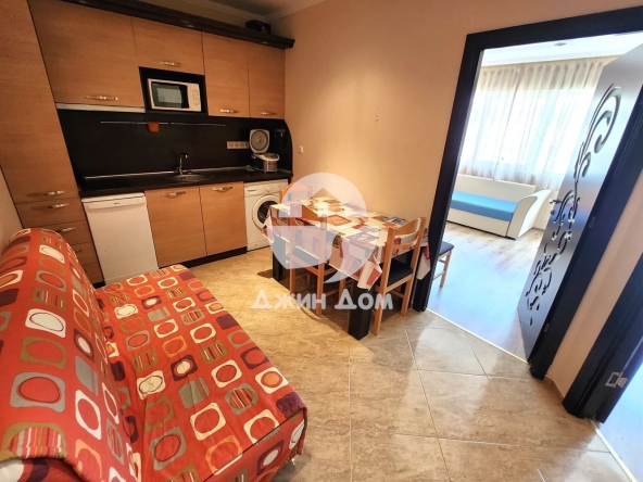 Тристаен апартамент в к.к. Слънчев бряг - 51 кв.м за 1216 €/кв.м - Снимка #1