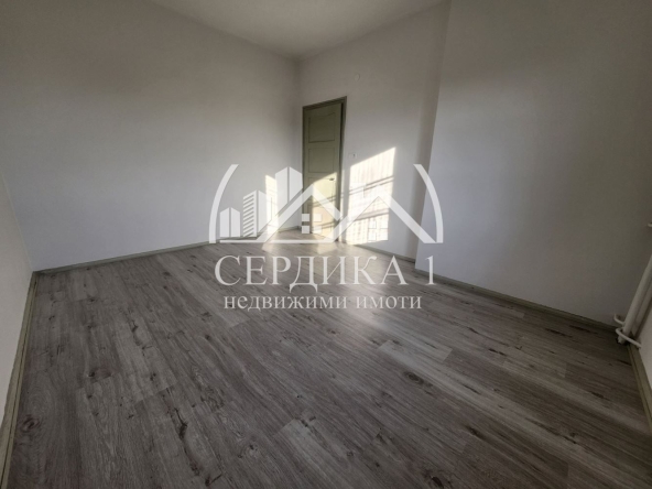 Двустаен апартамент в София, Банишора - 70 кв.м за 3072 €/кв.м - Снимка #1