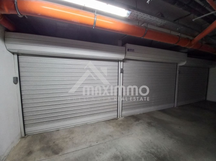 Гараж / Паркомясто в Варна, Чайка - 27 кв.м за 1297 €/кв.м - Снимка #1