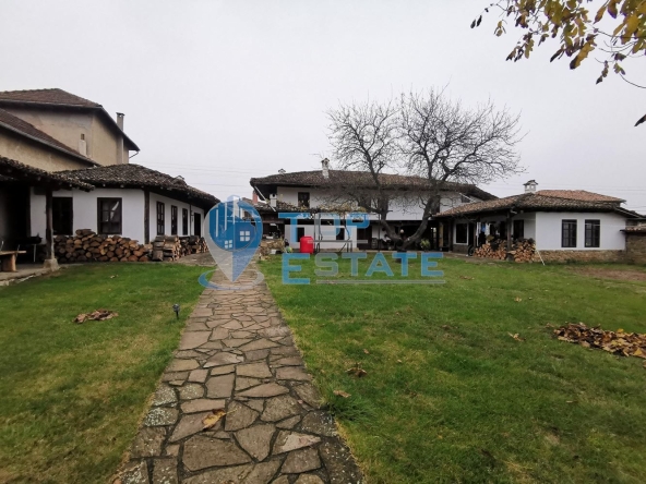 Къща в с. Миндя, Област Велико Търново - 500 кв.м за 760 €/кв.м - Снимка #1