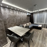 Тристаен апартамент в София, Световрачене - 86 кв.м за 1919 €/кв.м - Снимка #1