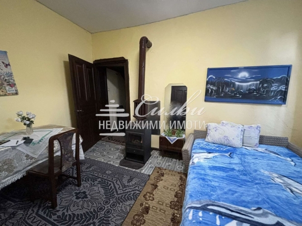 Дава се под наем Етаж от къща в Шумен, Гривица - 50 кв.м за 127.5 € - Снимка #1