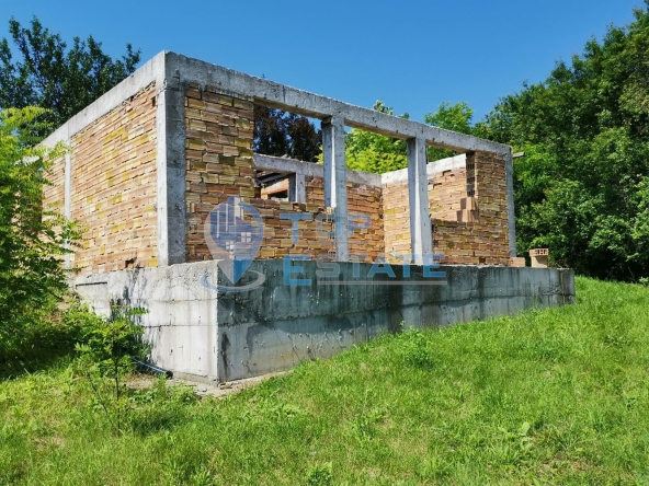 Къща в с. Славейково, Област Габрово - 56 кв.м за 804 €/кв.м - Снимка #1