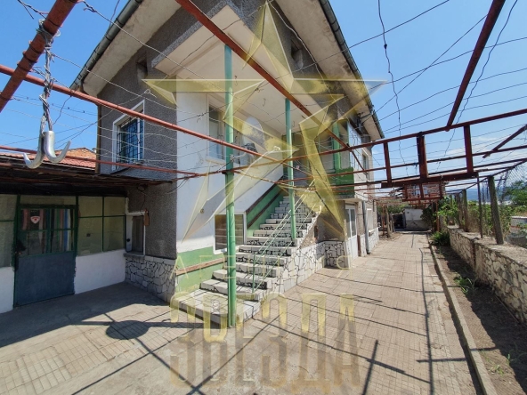 Къща в с. Йоаким Груево, Област Пловдив - 150 кв.м за 626 €/кв.м - Снимка #1