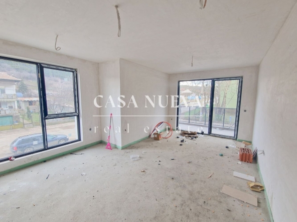 Двустаен апартамент в Перник, Изток - 70 кв.м за 1243 €/кв.м - Снимка #1