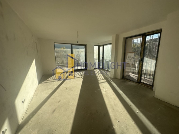 Тристаен апартамент в София, Витоша - 124 кв.м за 1982 €/кв.м - Снимка #1