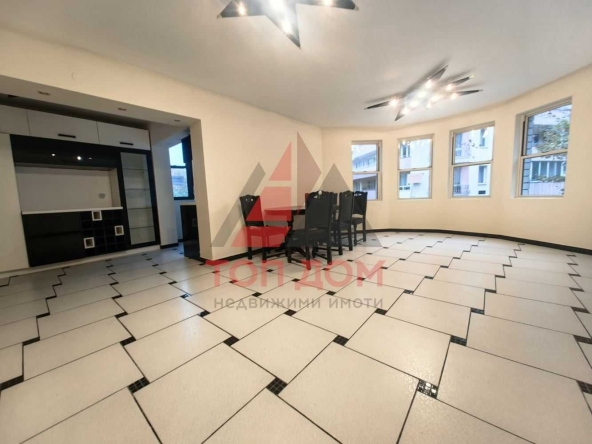 Четиристаен апартамент в Варна, Спортна зала - 136 кв.м за 2346 €/кв.м - Снимка #1