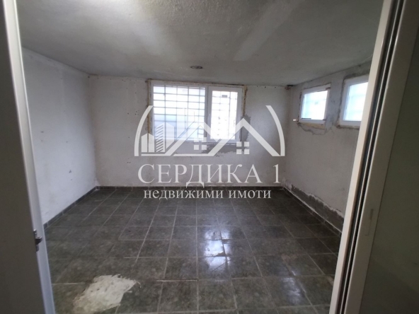 Дава се под наем Склад в София, Младост 1 - 80 кв.м за 408 € - Снимка #1