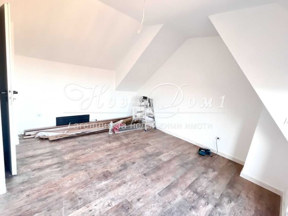 Мезонет в Варна, Аспарухово - 130 кв.м за 1826 €/кв.м - Снимка #1