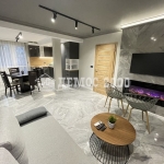 Дава се под наем Двустаен апартамент в Варна, Спортна зала - 70 кв.м за 765 € - Снимка #1