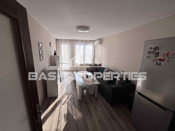 Дава се под наем Тристаен апартамент в София, Мусагеница - 80 кв.м за 750 € - Снимка #1