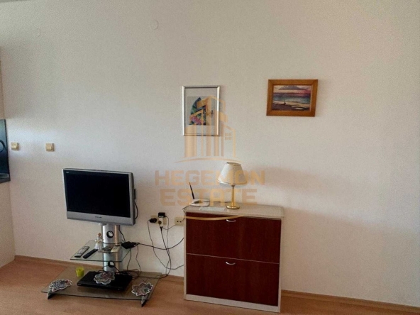 Едностаен апартамент в Бяла - 32 кв.м за 1344 €/кв.м - Снимка #1