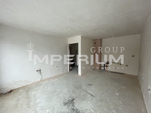 Двустаен апартамент в Варна, м-т Ментешето - 70 кв.м за 1242 €/кв.м - Снимка #1