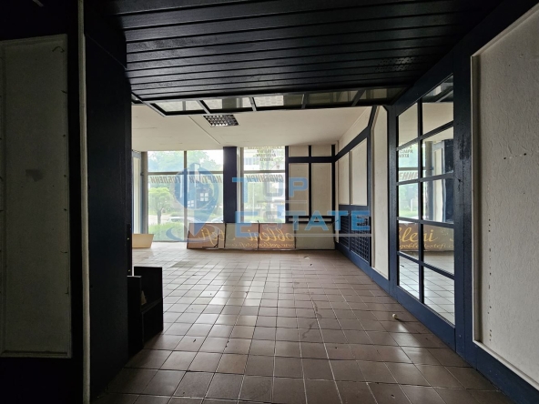 Офис в Велико Търново, Център - 237 кв.м за 838 €/кв.м - Снимка #1