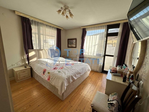 Етаж от къща в Велико Търново, Варуша - 122 кв.м за 2156 €/кв.м - Снимка #1