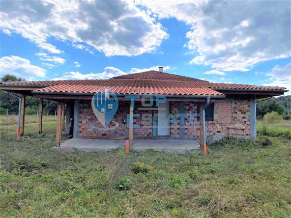 Къща в с. Чакали, Област Велико Търново - 125 кв.м за 384 €/кв.м - Снимка #1