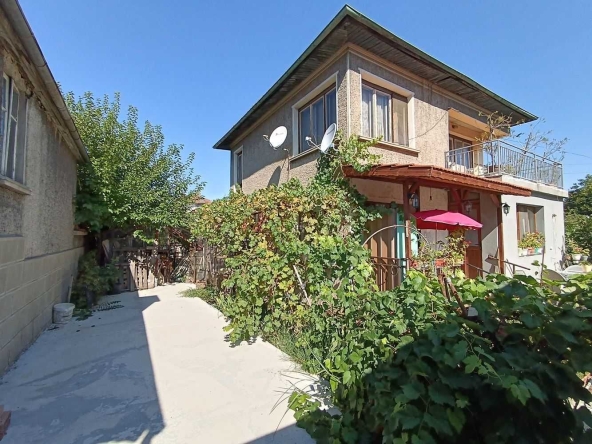 Къща в Горна Оряховица - 127 кв.м за 708 €/кв.м - Снимка #1