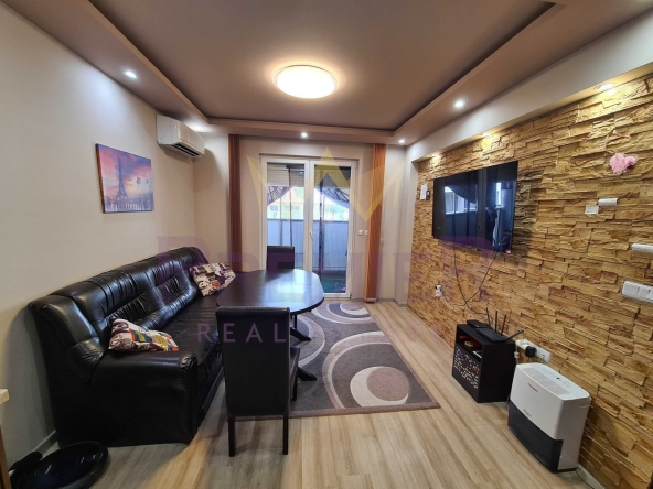 Тристаен апартамент в Варна, Победа - 82 кв.м за 2275 €/кв.м - Снимка #1
