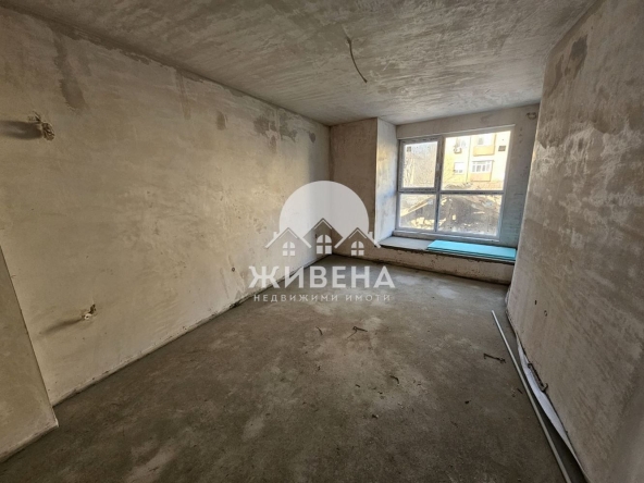 Двустаен апартамент в Варна, Погреби - 55 кв.м за 1655 €/кв.м - Снимка #1