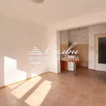 Дава се под наем Офис в Шумен, Център - 33 кв.м за 153 € - Снимка #1