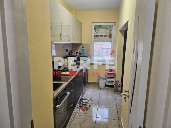 Четиристаен апартамент в Бургас, Център - 95 кв.м за 2053 €/кв.м - Снимка #1