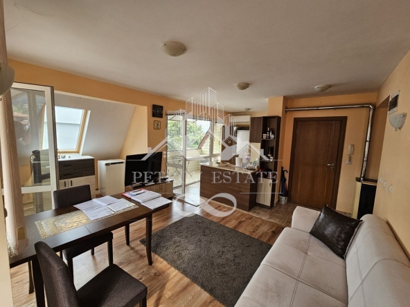 Тристаен апартамент в Велинград - 96 кв.м за 907 €/кв.м - Снимка #1