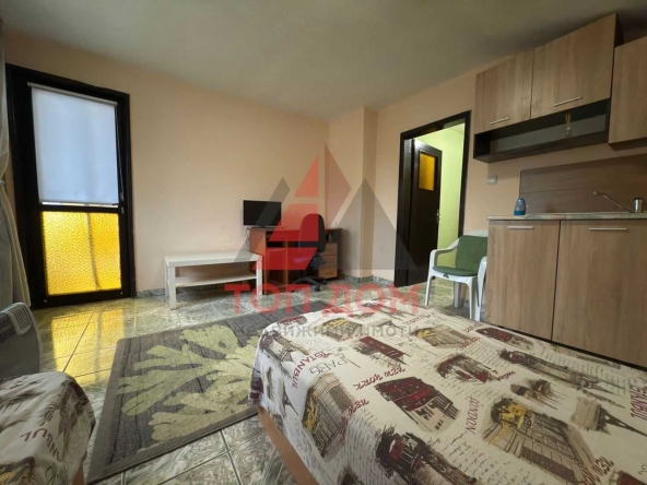 Дава се под наем Едностаен апартамент в к.к. Св.Св. Константин и Елена - 35 кв.м за 450 € - Снимка #1