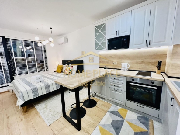 Дава се под наем Едностаен апартамент в Варна, Бриз - 40 кв.м за 714 € - Снимка #1