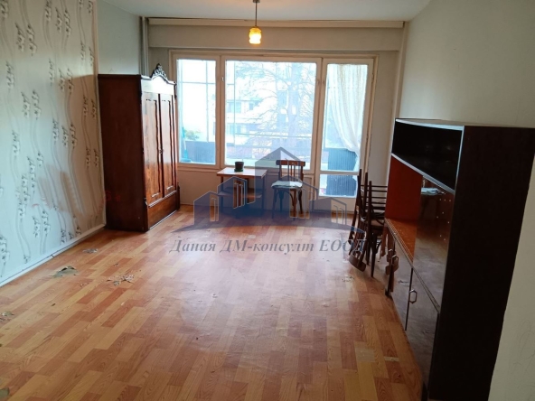 Двустаен апартамент в Шумен, Добруджански - 61 кв.м за 1255 €/кв.м - Снимка #1