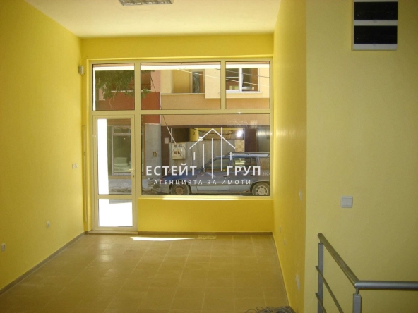 Дава се под наем Магазин в Варна, Христо Ботев - 80 кв.м за 357 € - Снимка #1