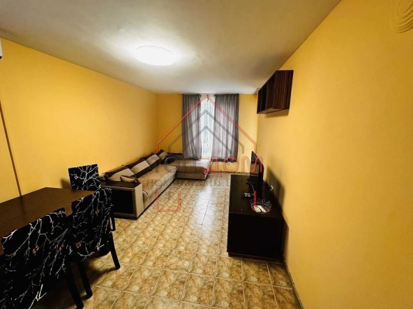 Дава се под наем Двустаен апартамент в Варна, Бриз - 76 кв.м за 400 € - Снимка #1