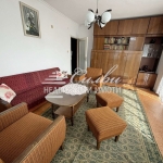 Дава се под наем Двустаен апартамент в Шумен, Център - 75 кв.м за 244.8 € - Снимка #1